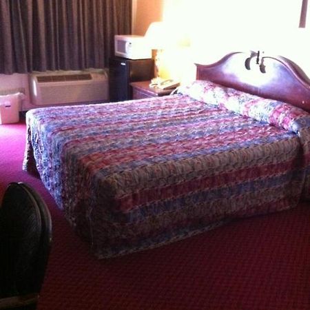 Midtown Motel 뉴포트 뉴스 객실 사진